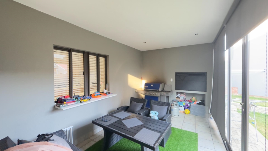 4 Bedroom Property for Sale in Wild Olive Estate Free State